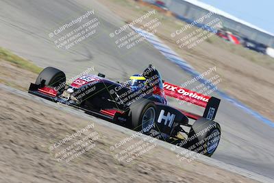 media/Apr-30-2022-CalClub SCCA (Sat) [[98b58ad398]]/Group 6/Race (Outside Grapevine)/